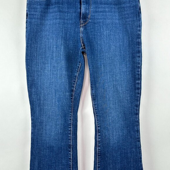 Levi's 725 High Rise Bootcut Women's Jeans Size W32xL30 *Inseam 29! - Picture 3 of 15